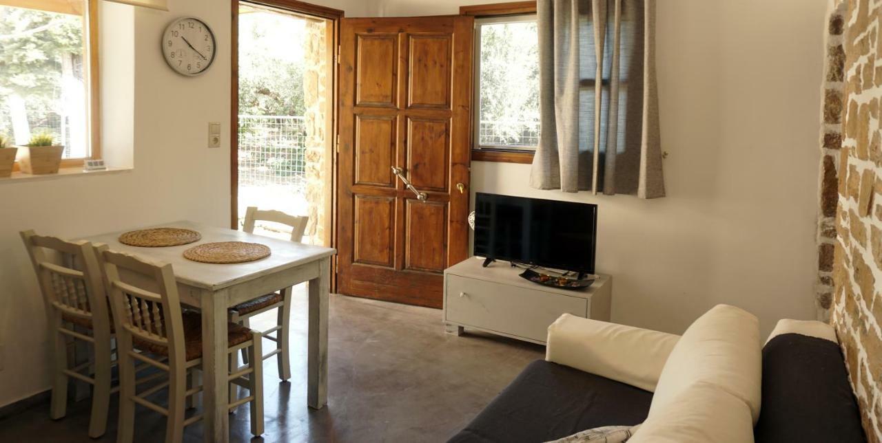 קוקינוס פירגוס Studio Panagiota - Oasis Holiday Houses מראה חיצוני תמונה