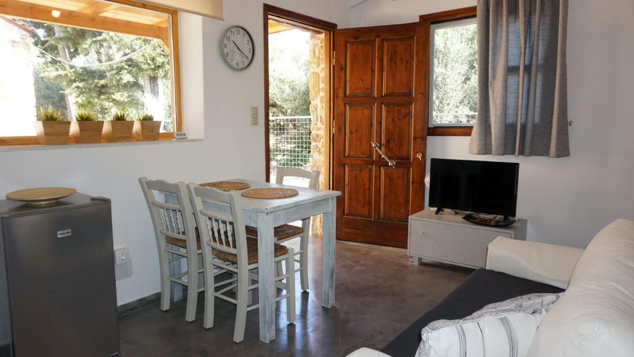 קוקינוס פירגוס Studio Panagiota - Oasis Holiday Houses מראה חיצוני תמונה