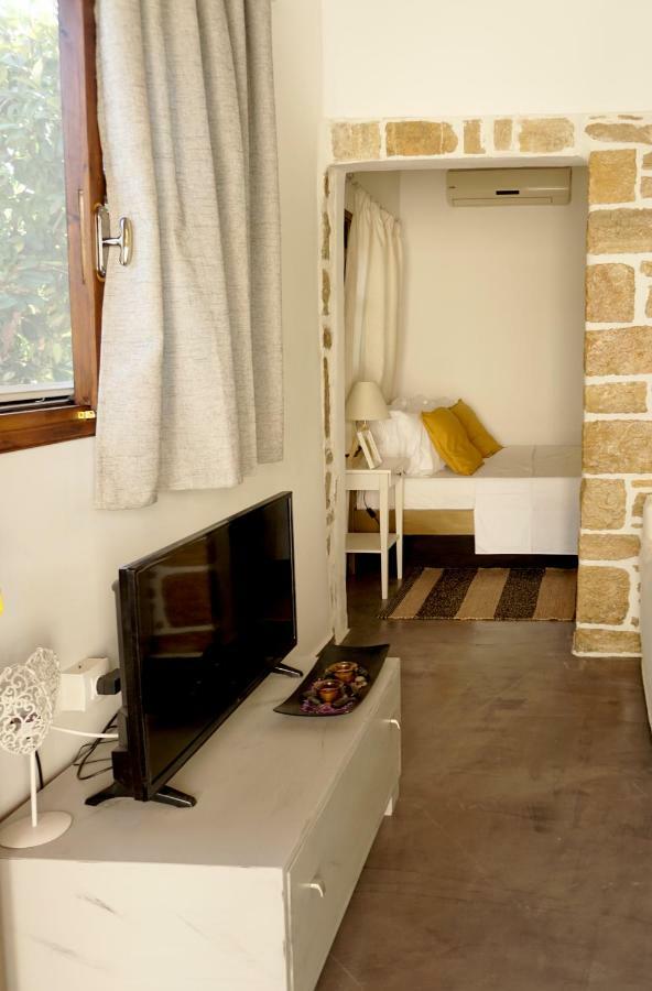 קוקינוס פירגוס Studio Panagiota - Oasis Holiday Houses מראה חיצוני תמונה