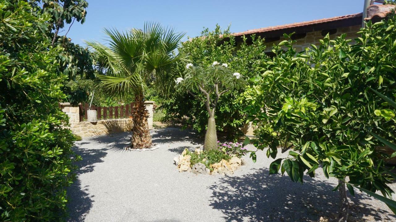 קוקינוס פירגוס Studio Panagiota - Oasis Holiday Houses מראה חיצוני תמונה